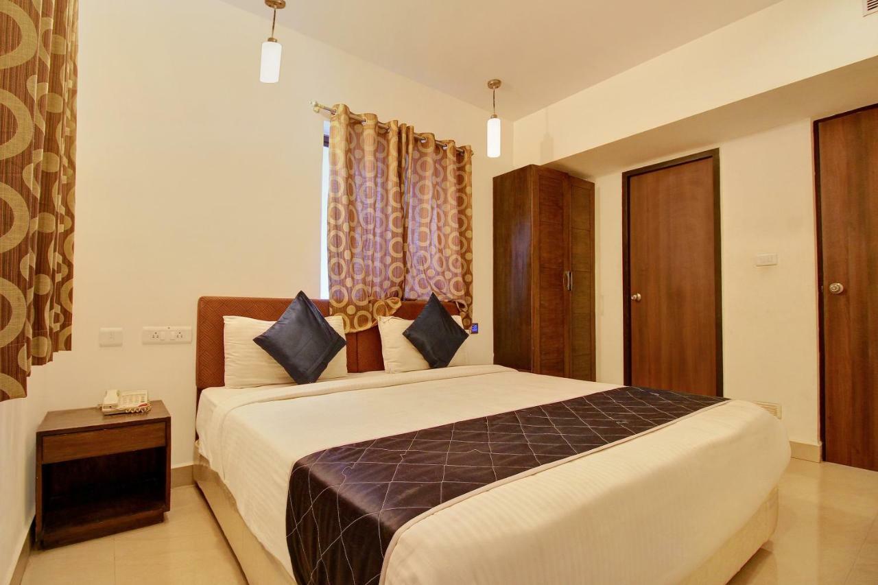 Grand Marena Otel Chennai Dış mekan fotoğraf